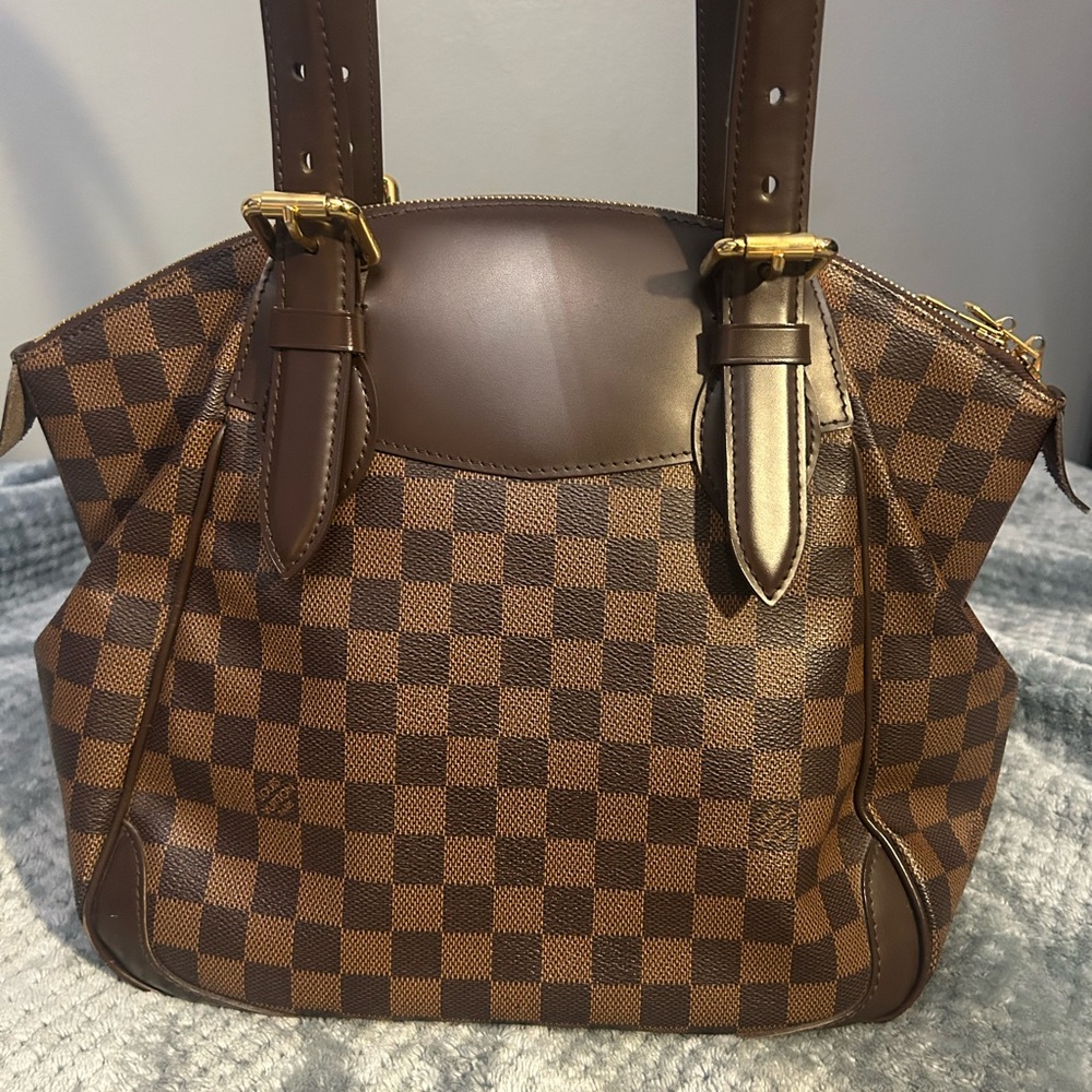 Pre- loved Authentic  Louis Vuitton Verona MM Damier Ebene